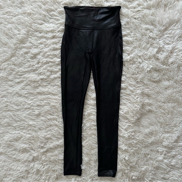 Spanx Faux Leather Leggings Size S - Picture 2 of 12